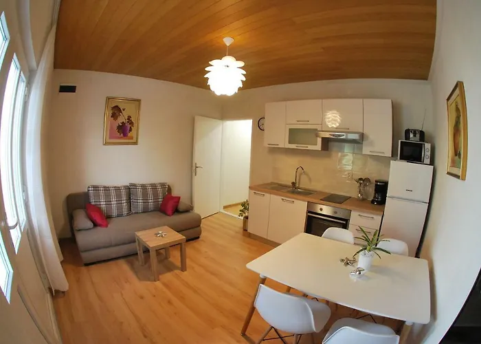 Ruzica Apartment Makarska
